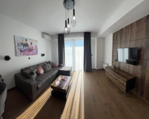 Golden Mountain Apartments